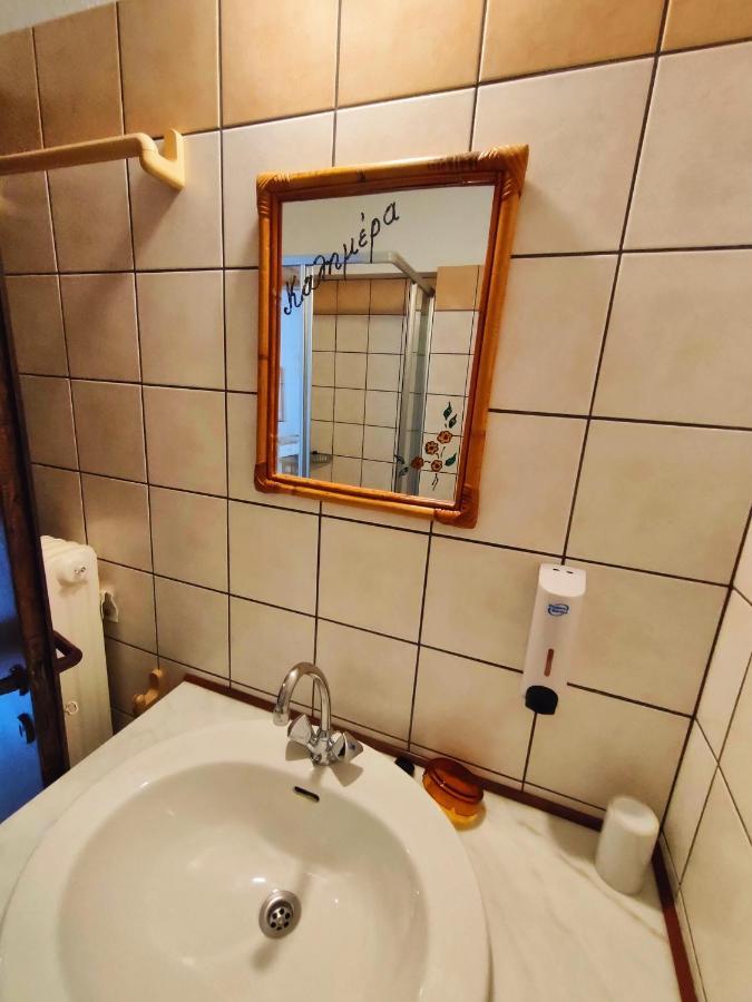 Hotel Vrionis Áyios Dhimítrios エクステリア 写真