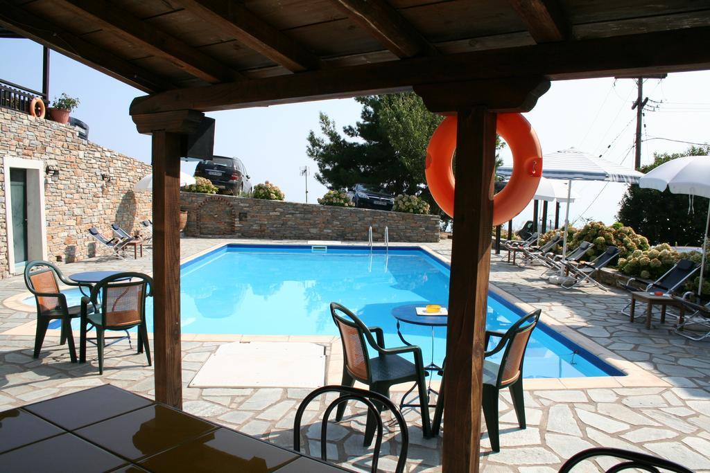 Hotel Vrionis Áyios Dhimítrios エクステリア 写真
